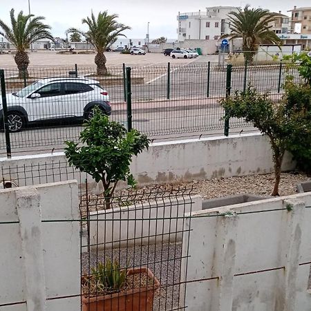 B&B Palazzo Manfredi Vieste, Fronte Mare Con Parcheggio Exterior foto